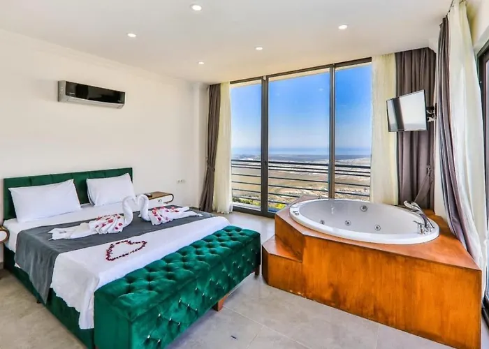 Uezuemlue 2 Bedroom Secluded With Private Pool Hot Tub *