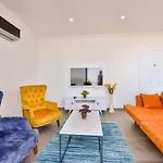 Uezuemlue 2 Bedroom Secluded With Private Pool Hot Tub *