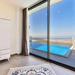 Uezuemlue 2 Bedroom Secluded With Private Pool Hot Tub *